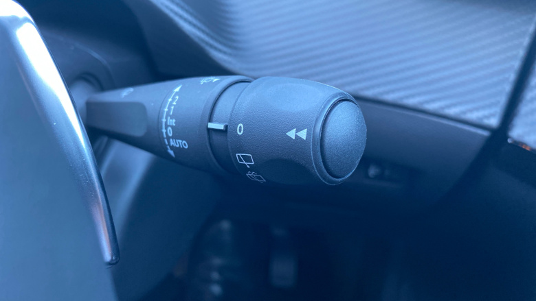 Peugeot 208 1.2 Hybrid 110 Allure 5dr e-DSC6 Petrol Hatchback